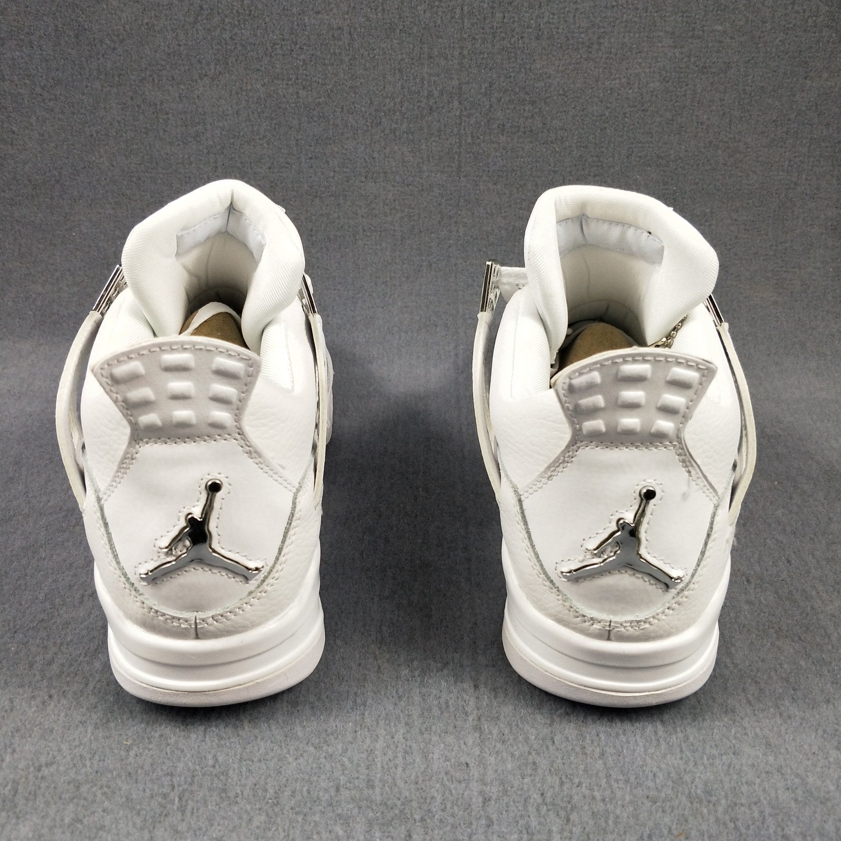AIR JORDAN 4