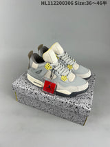 AIR JORDAN 4