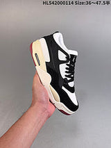 AIR JORDAN 4