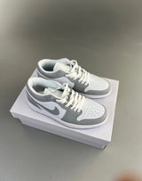 AIR “Jordan 1”