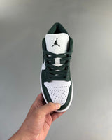 AIR “Jordan 1”