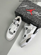 AIR JORDAN 4